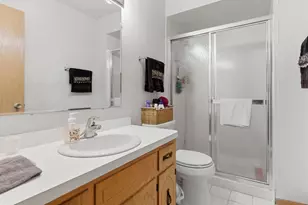 7811 160th St, Tinley Park, IL 60477 - Photo 12