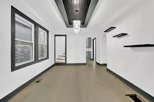 6818 S Wood St, Chicago, IL 60636 - Photo 6