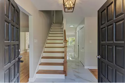311 Montclare Lane, Wood Dale, IL 60191 - Photo 4