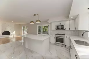 311 Montclare Ln, Wood Dale, IL 60191 - Photo 16