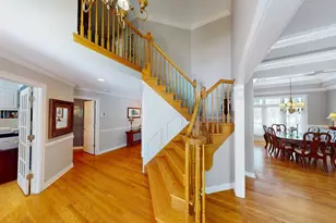 1107 Vineyard Dr, Gurnee, IL 60031 - Photo 4