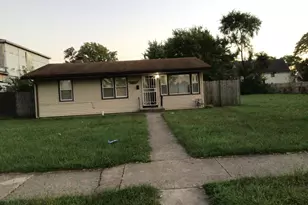 110 W 150th St, Harvey, IL 60426 - Photo 16