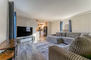 1036 Lunga Dr, Round Lake, IL 60073 - Photo 4