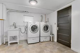 9836 S Drexel Ave, Chicago, IL 60628 - Photo 12