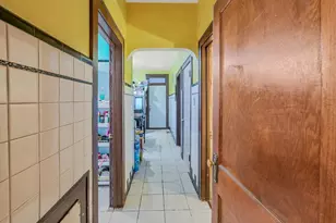 5638 S Maplewood Ave, Chicago, IL 60629 - Photo 4