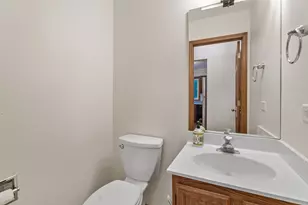 1914 Spring Dale Dr, Spring Grove, IL 60081 - Photo 10