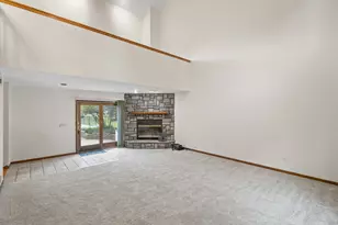 1914 Spring Dale Dr, Spring Grove, IL 60081 - Photo 4