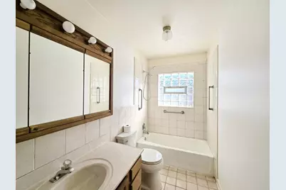 1329 Easy Street, Glendale Heights, IL 60139 - Photo 12