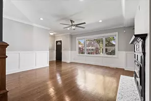 7830 S Merrill Ave, Chicago, IL 60649 - Photo 4