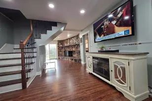 10530 S 82nd Ct, Palos Hills, IL 60465 - Photo 10