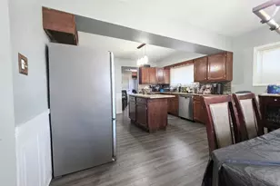 10530 S 82nd Ct, Palos Hills, IL 60465 - Photo 18