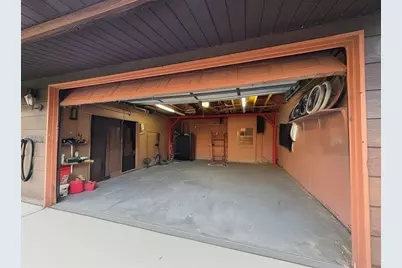 10530 S 82nd Court, Palos Hills, IL 60465 - Photo 4