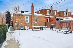 3910 W Marquette Rd, Chicago, IL 60629 - Photo 14