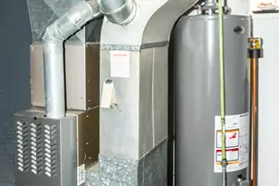 3910 W Marquette Rd, Chicago, IL 60629 - Photo 12