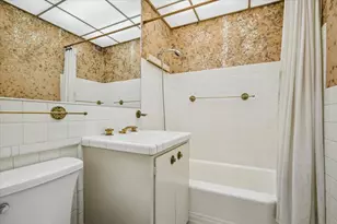 1585 Ridge Ave, Evanston, IL 60201 - Photo 16