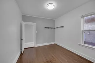 8250 S Rhodes Ave, Chicago, IL 60619 - Photo 4