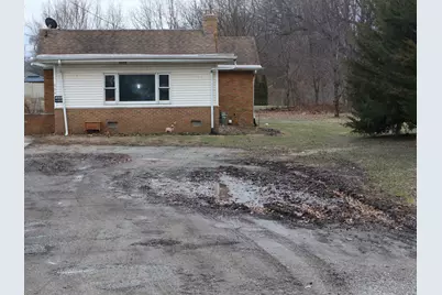 906 S Monroe Street, Streator, IL 61364 - Photo 2