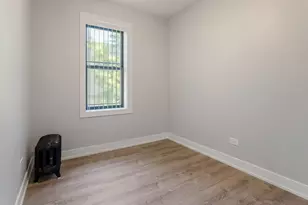 1320 W Birchwood Ave, Chicago, IL 60626 - Photo 10