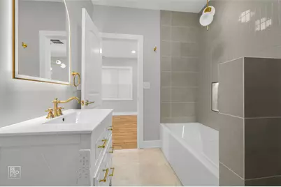 3411 S Lituanica Avenue, Chicago, IL 60608 - Photo 16