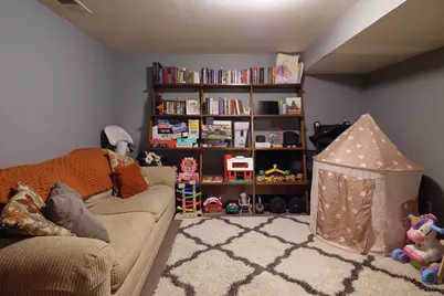 69 Monroe Street, Oswego, IL 60543 - Photo 34