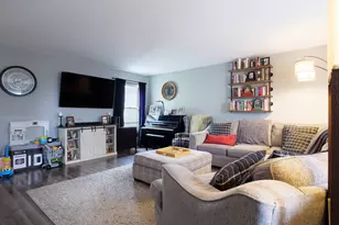 69 Monroe St, Oswego, IL 60543 - Photo 20