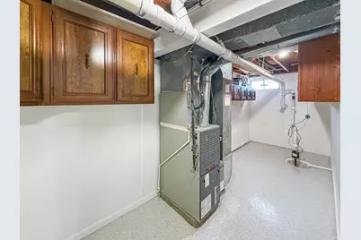 1165 N Henderson Road, Freeport, IL 61032 - Photo 20