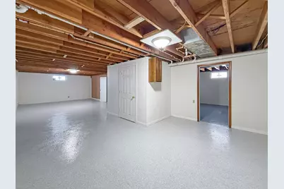 1165 N Henderson Road, Freeport, IL 61032 - Photo 22