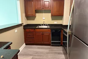 3600 N Lake Shore Dr, Chicago, IL 60613 - Photo 10