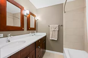 703 E Thomas St, Arlington Heights, IL 60004 - Photo 24