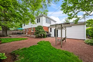 703 E Thomas St, Arlington Heights, IL 60004 - Photo 32