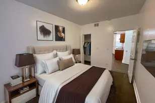 1635 W 57th Street W, Chicago, IL 60636 - Photo 14