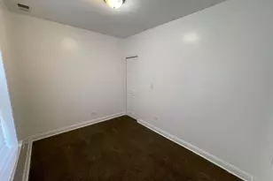 1635 W 57th Street W, Chicago, IL 60636 - Photo 10