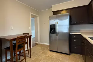 1039 S Pleasure Ct, Aurora, IL 60506 - Photo 10