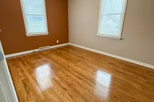 1039 S Pleasure Ct, Aurora, IL 60506 - Photo 8