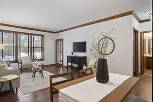 10 Ford St, Geneva, IL 60134 - Photo 2