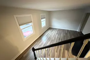 1919 Finchley Ct, Schaumburg, IL 60194 - Photo 4