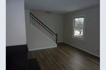 1919 Finchley Court, Schaumburg, IL 60194 - Photo 6