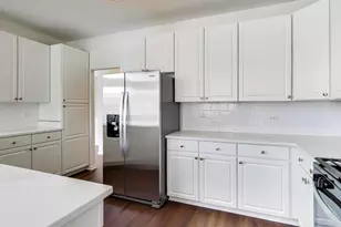 448 Cannon Dr, Geneva, IL 60134 - Photo 8