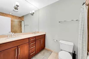 1040 N Kingsbury St, Chicago, IL 60610 - Photo 16