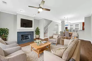 1040 N Kingsbury St, Chicago, IL 60610 - Photo 2