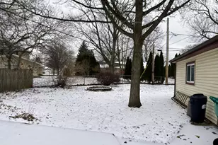 905 Brentwood Dr, Joliet, IL 60435 - Photo 22