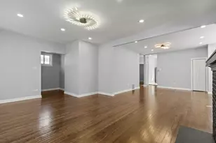 8249 S Harper Ave, Chicago, IL 60619 - Photo 4