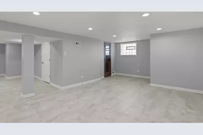8249 S Harper Avenue, Chicago, IL 60619 - Photo 16