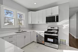 8249 S Harper Ave, Chicago, IL 60619 - Photo 8