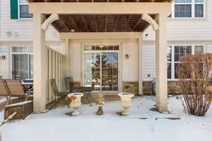 346 Bay Tree Cir, Vernon Hills, IL 60061 - Photo 16