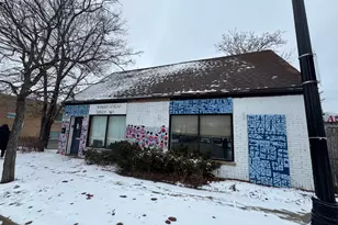 1717 Howard St, Evanston, IL 60202 - Photo 1