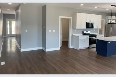 1511 6th Street, Harvard, IL 60033 - Photo 4