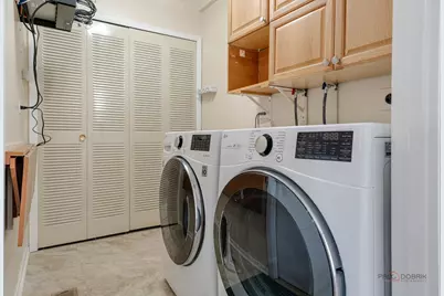 915 Plum Grove Circle, Buffalo Grove, IL 60089 - Photo 12