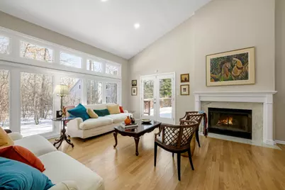 175 Margate Court, Lake Bluff, IL 60044 - Photo 6