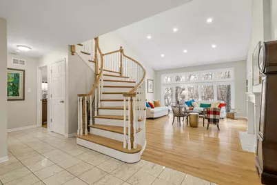 175 Margate Court, Lake Bluff, IL 60044 - Photo 4